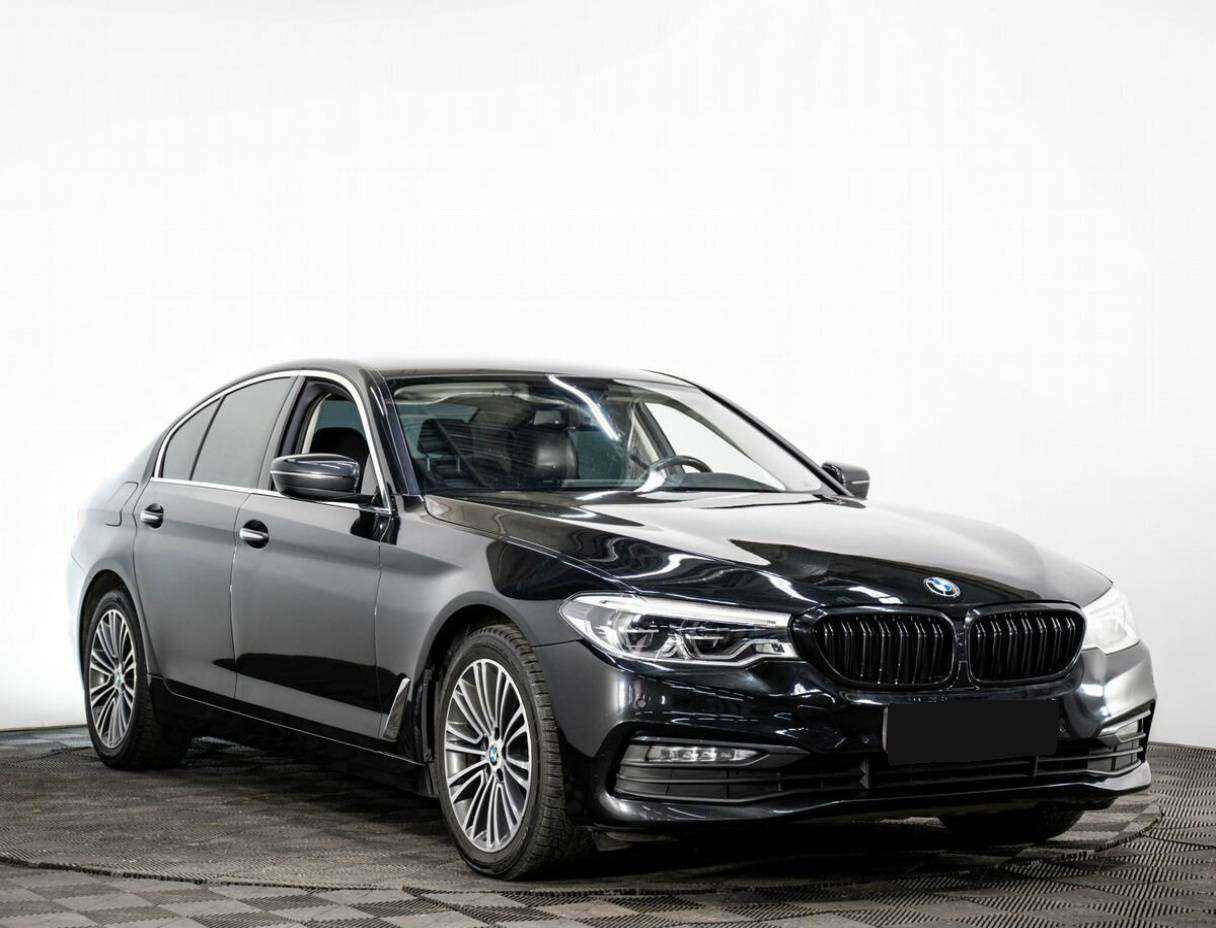 BMW 5 серии 2017 года с пробегом. Фото: #2