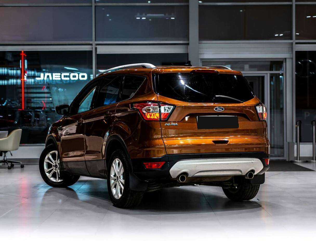 Ford Kuga 2017 года с пробегом. Фото: #3