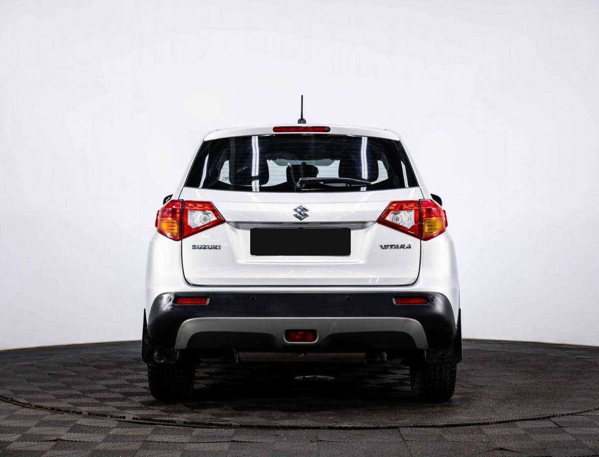 Б/У Сузуки Витара 2016 года. Фото: #4