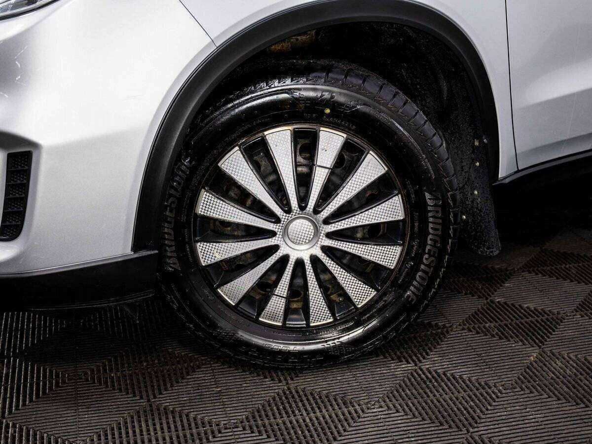 Б/У Сузуки Витара 2016 года. Фото: #8