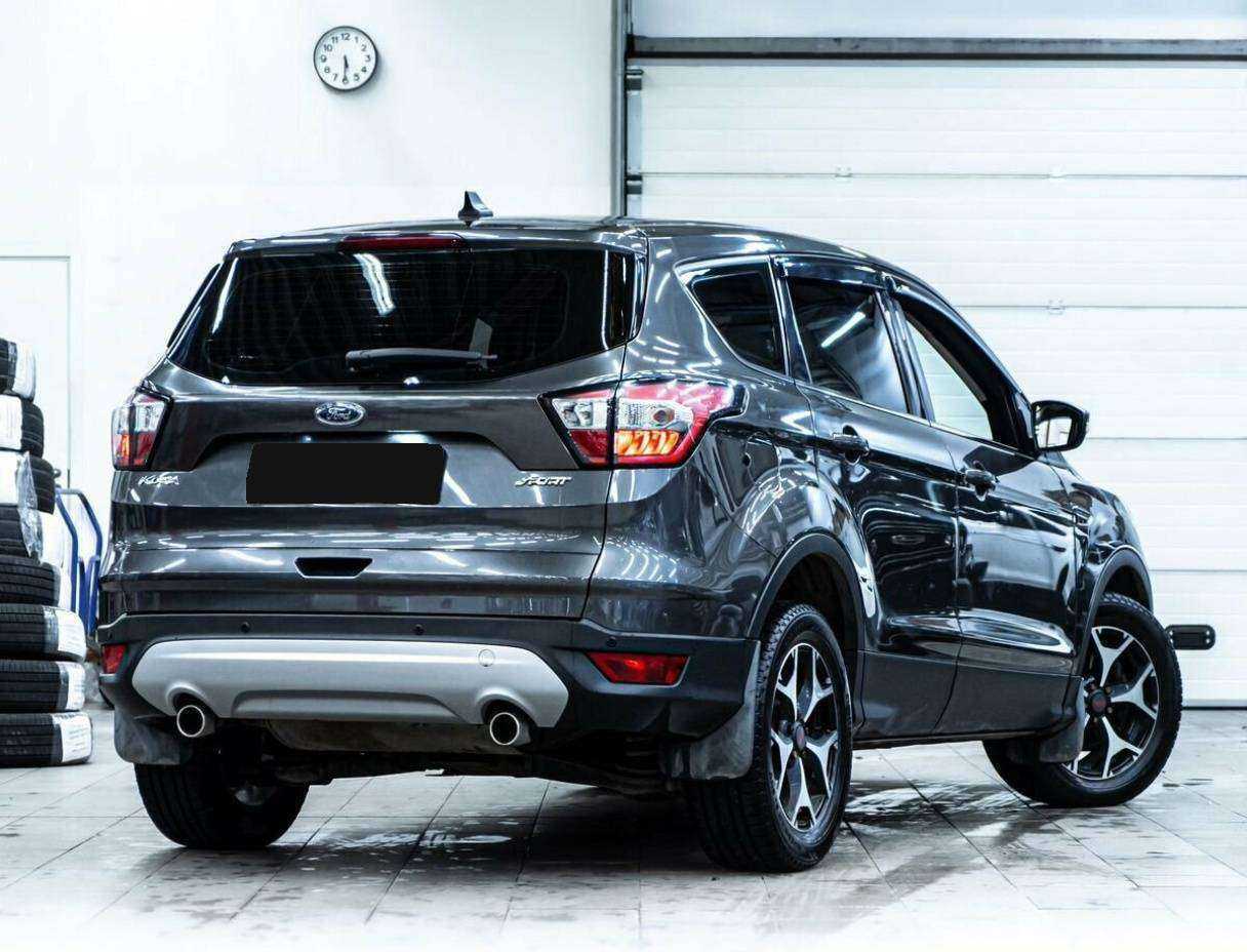 Ford Kuga 2017 года с пробегом. Фото: #2