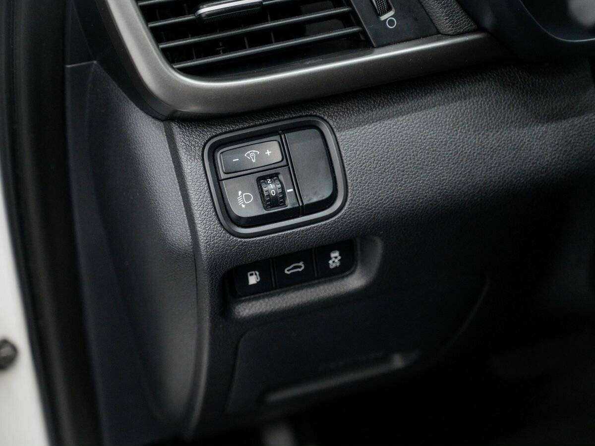 Б/У Киа Оптима 2017 года. Фото: #12