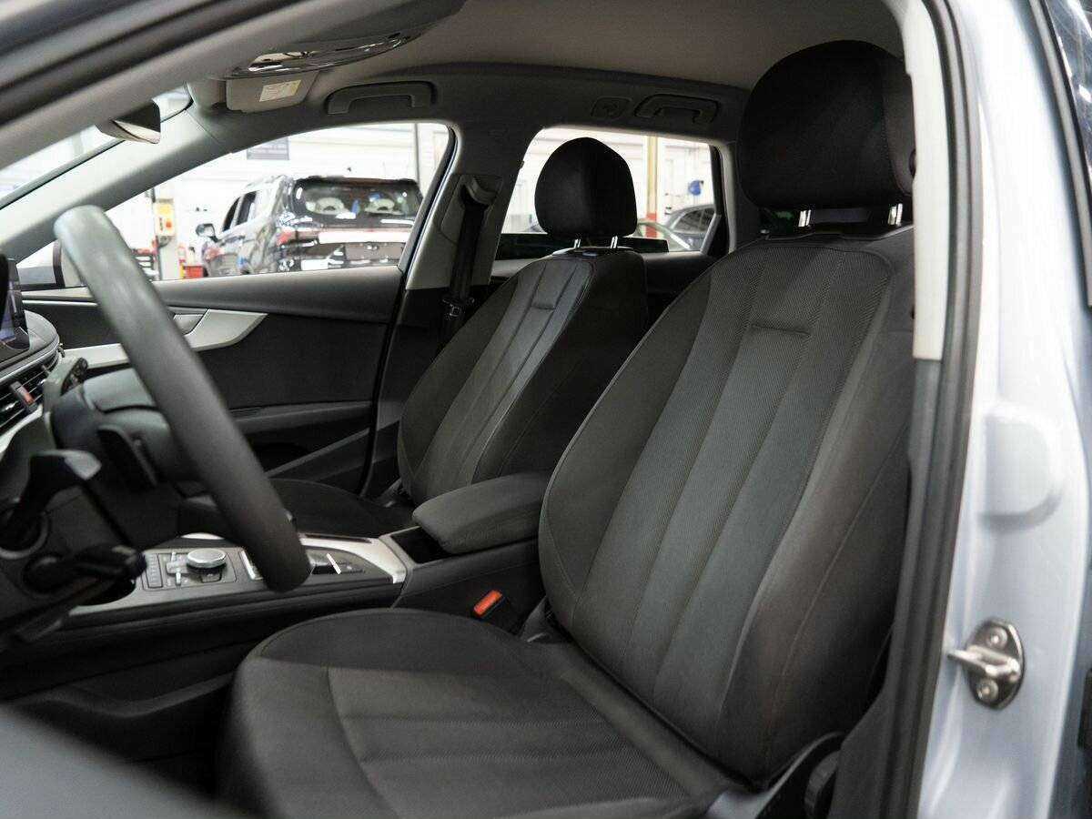 Audi A4 2019 года с пробегом. Фото: #5