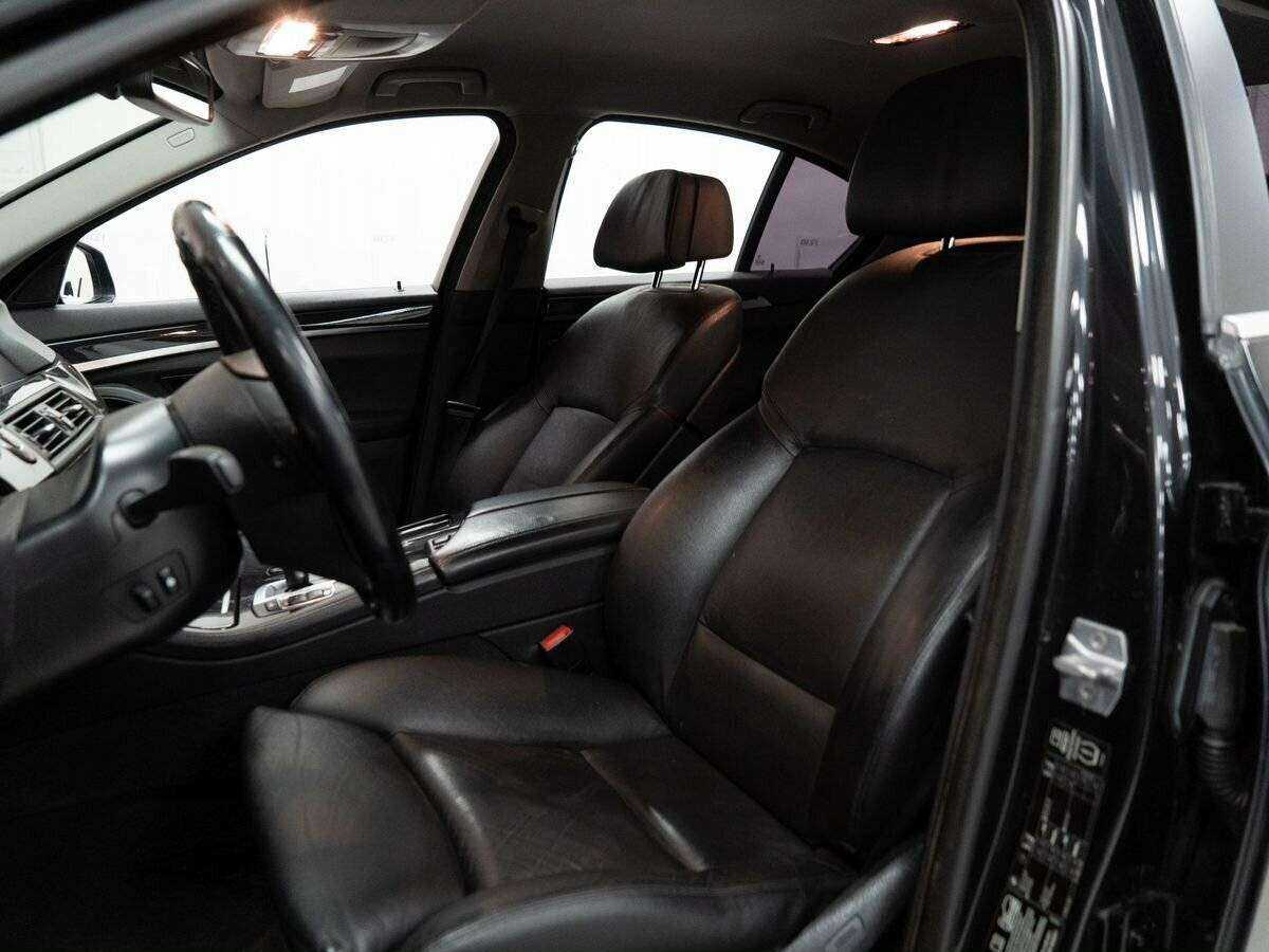 BMW 5 серии 2013 года с пробегом. Фото: #5