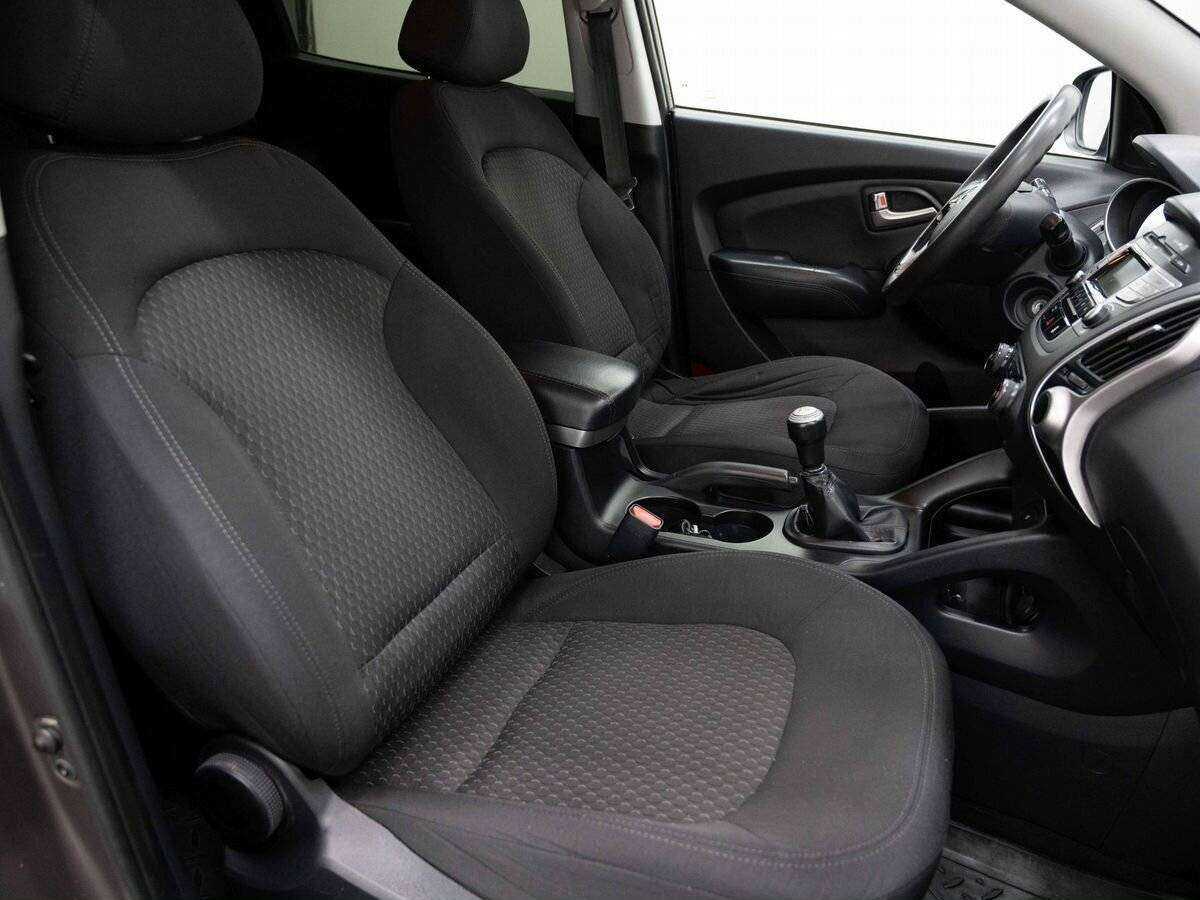 Б/У Хендай ай-икс35 2013 года. Фото: #10