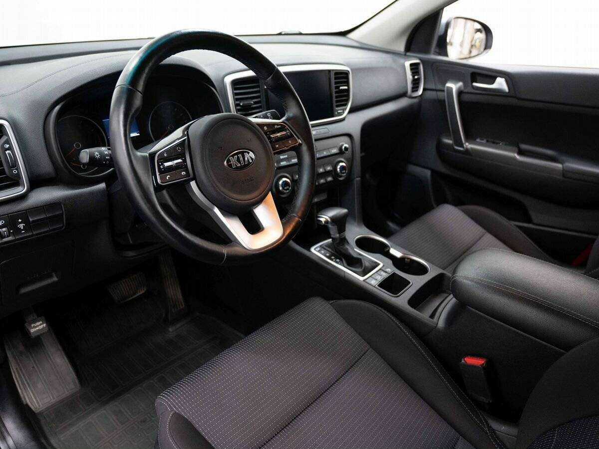 Б/У Киа Спортейдж 2020 года. Фото: #6