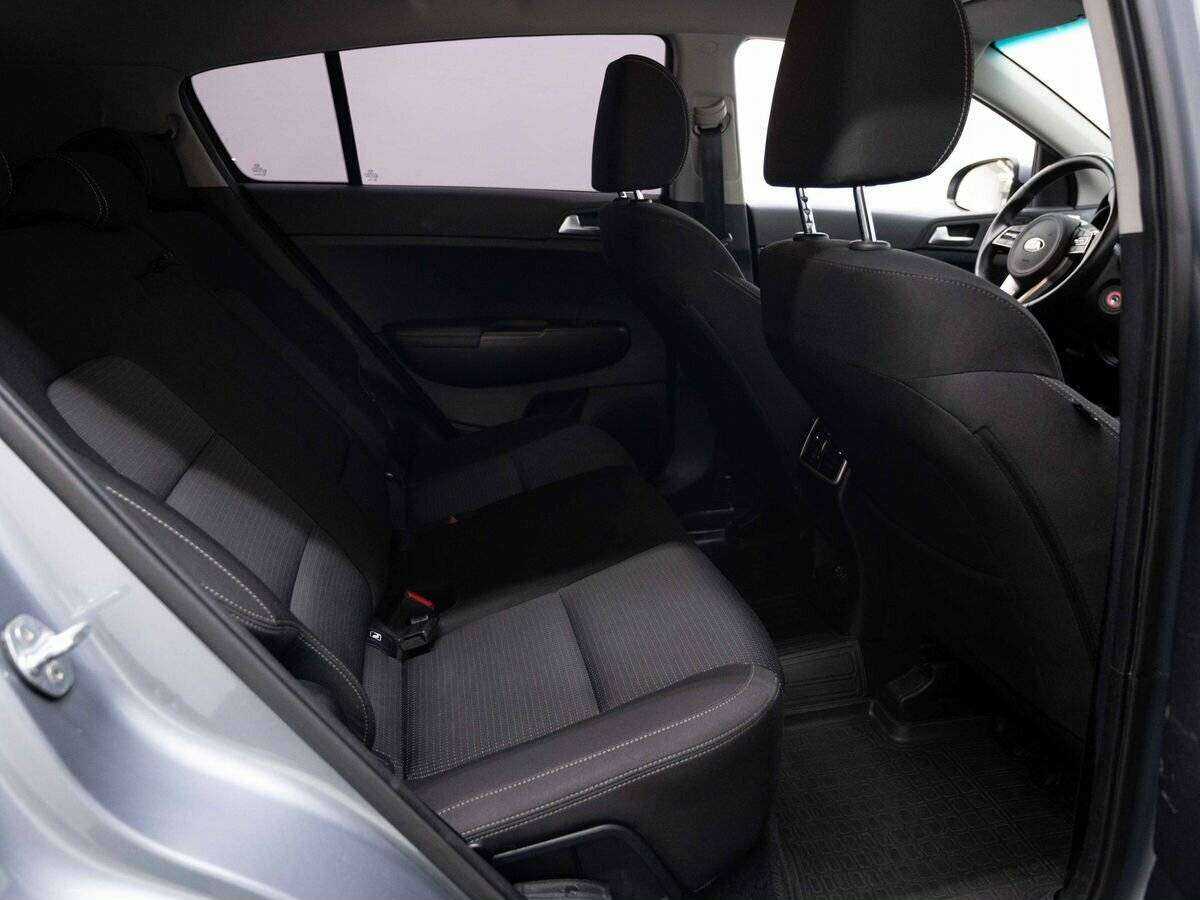 Б/У Киа Спортейдж 2020 года. Фото: #9