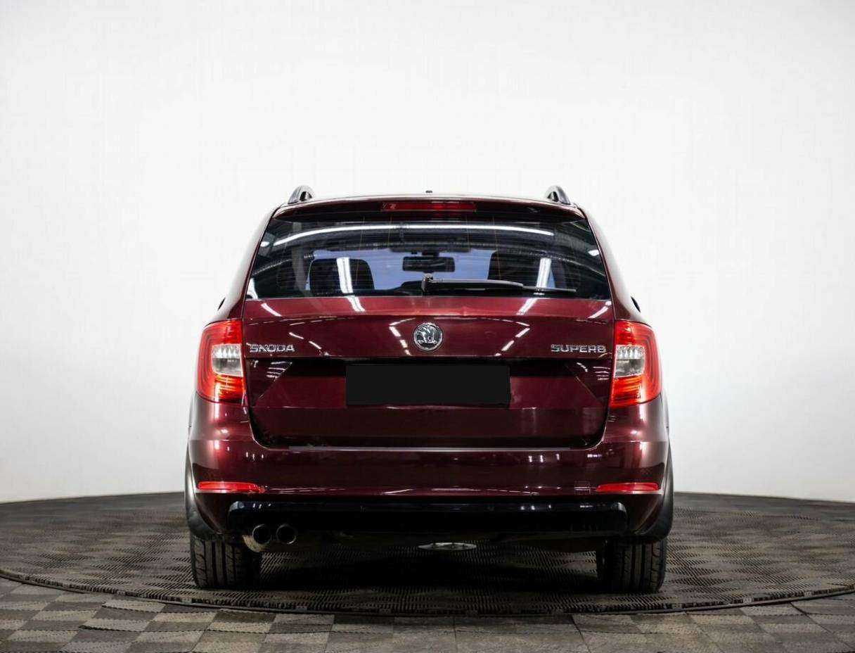 Б/У Шкода Суперб 2014 года. Фото: #4
