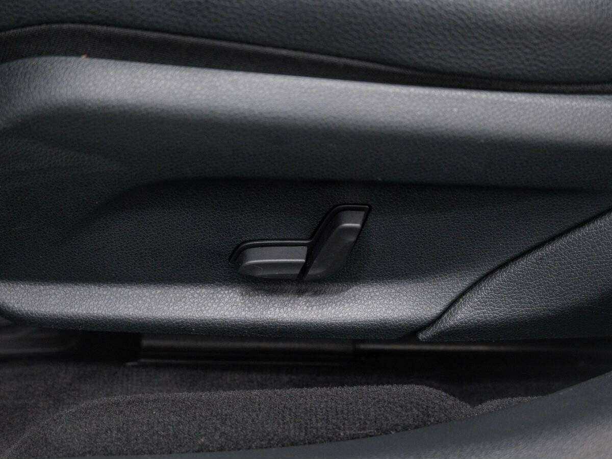 Mercedes-Benz E-Класс 2017 года с пробегом. Фото: #19