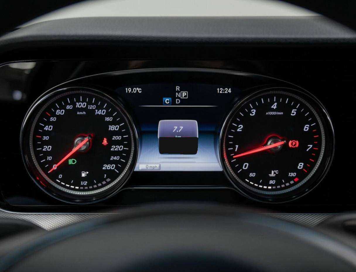 Mercedes-Benz E-Класс 2017 года с пробегом. Фото: #20