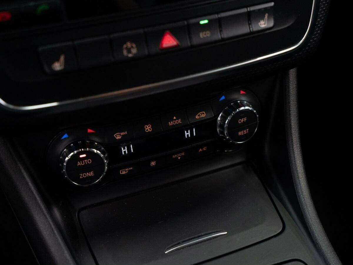 Mercedes-Benz A-Класс 2013 года с пробегом. Фото: #9