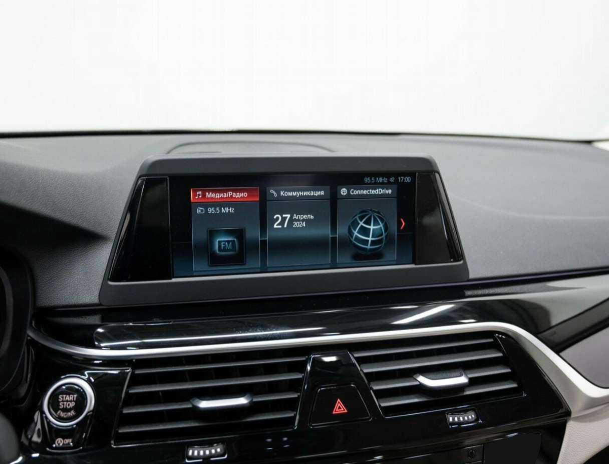 BMW 5 серии 2018 года с пробегом. Фото: #21