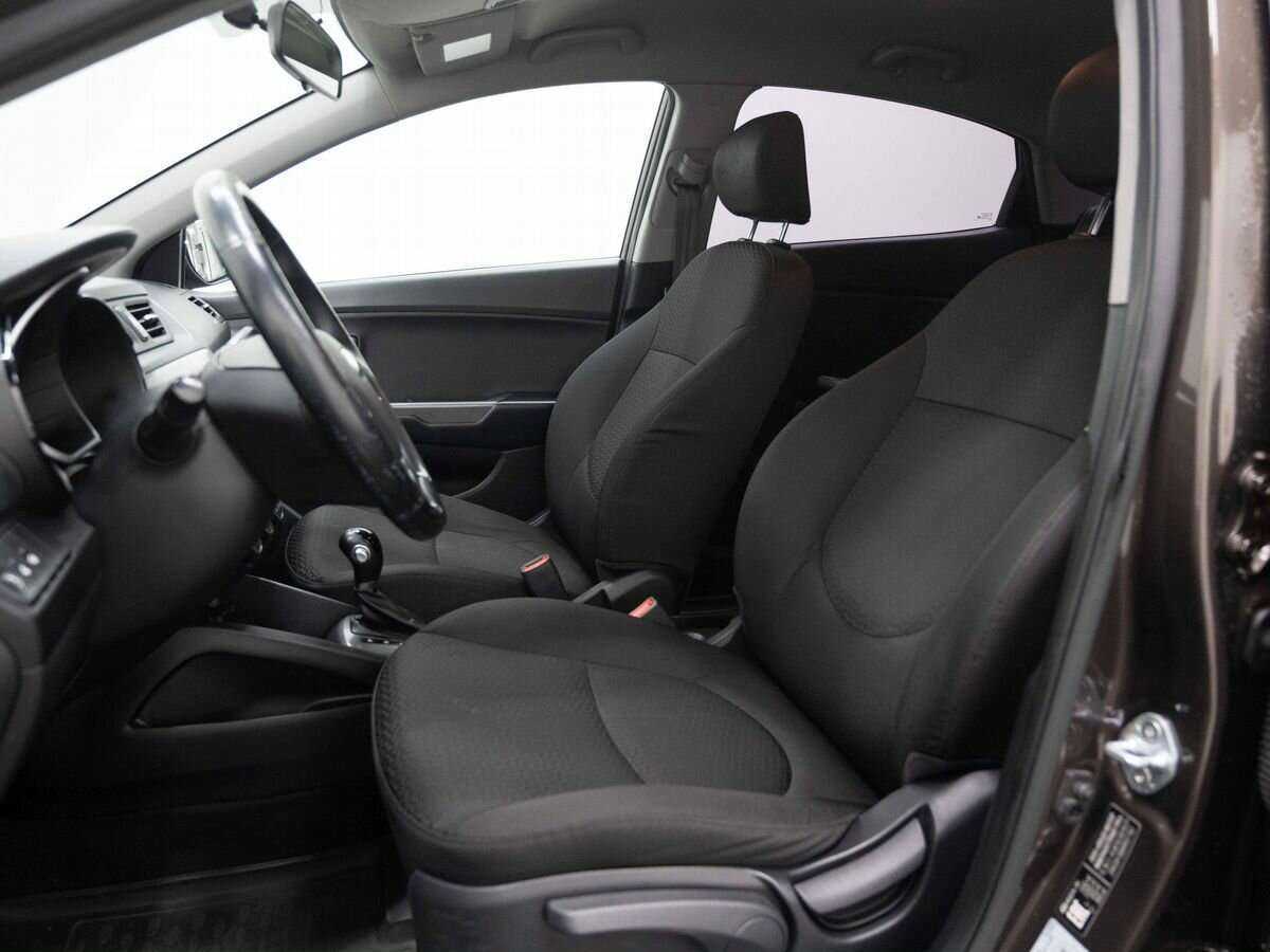 Б/У Киа Рио 2017 года. Фото: #7