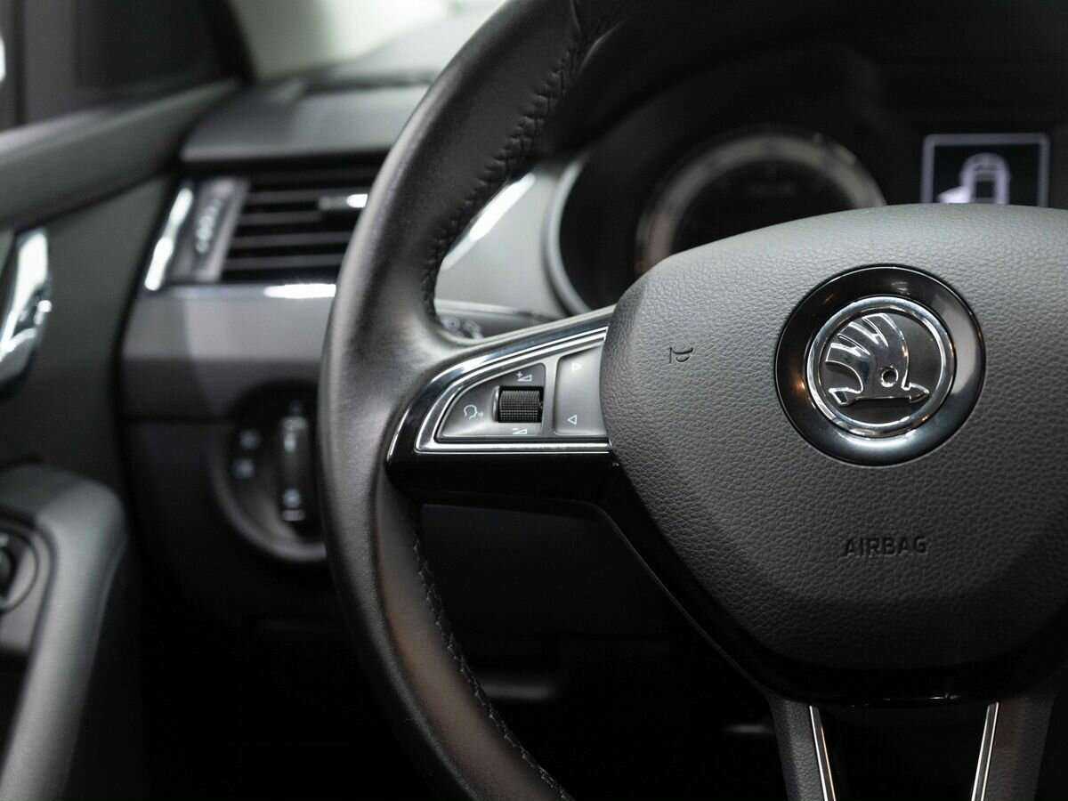 Б/У Шкода Октавия 2016 года. Фото: #17