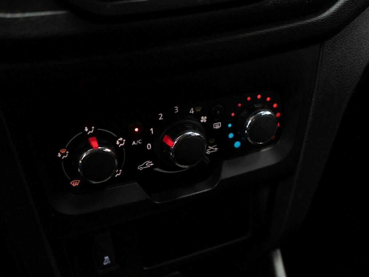 Lada (ВАЗ) XRAY 2017 года с пробегом. Фото: #9