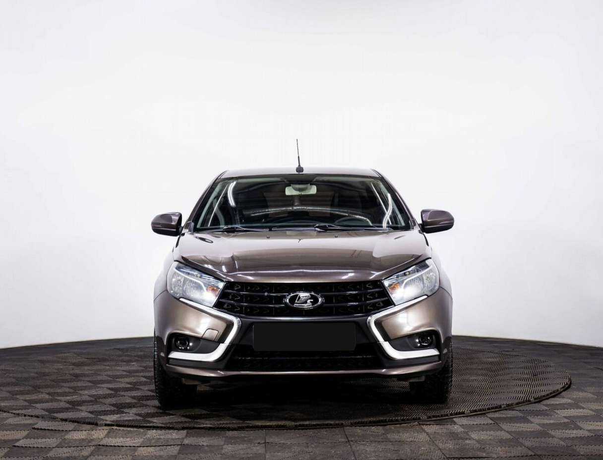 Lada (ВАЗ) Vesta 2018 года с пробегом. Фото: #1