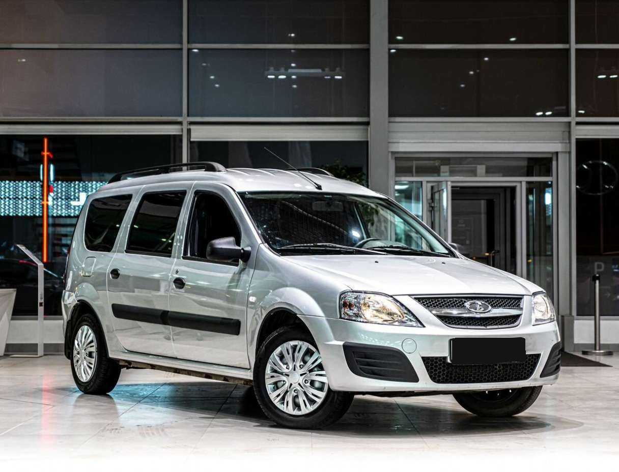 Lada (ВАЗ) Largus 2018 года с пробегом. Фото: #1