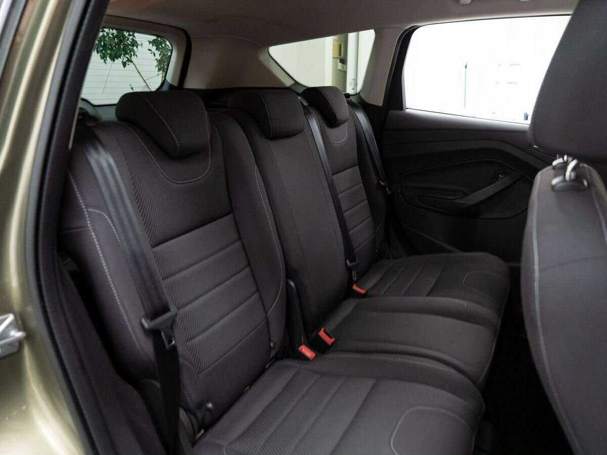 Ford Kuga 2014 года с пробегом. Фото: #7