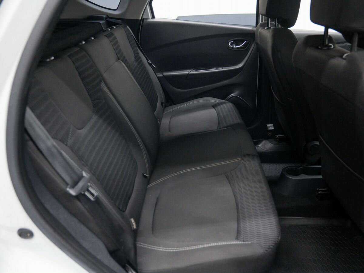 Б/У Рено Каптюр 2018 года. Фото: #8