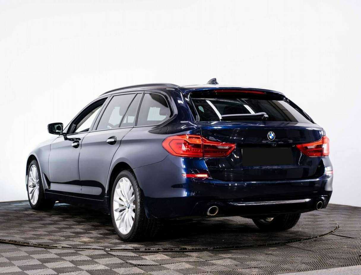 BMW 5 серии 2017 года с пробегом. Фото: #3