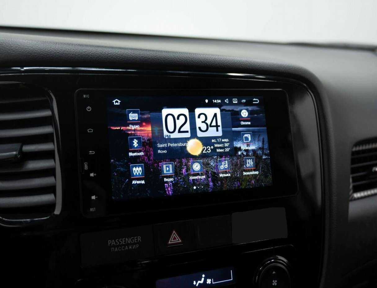 Б/У Митсубиши Оутлэндер 2018 года. Фото: #16