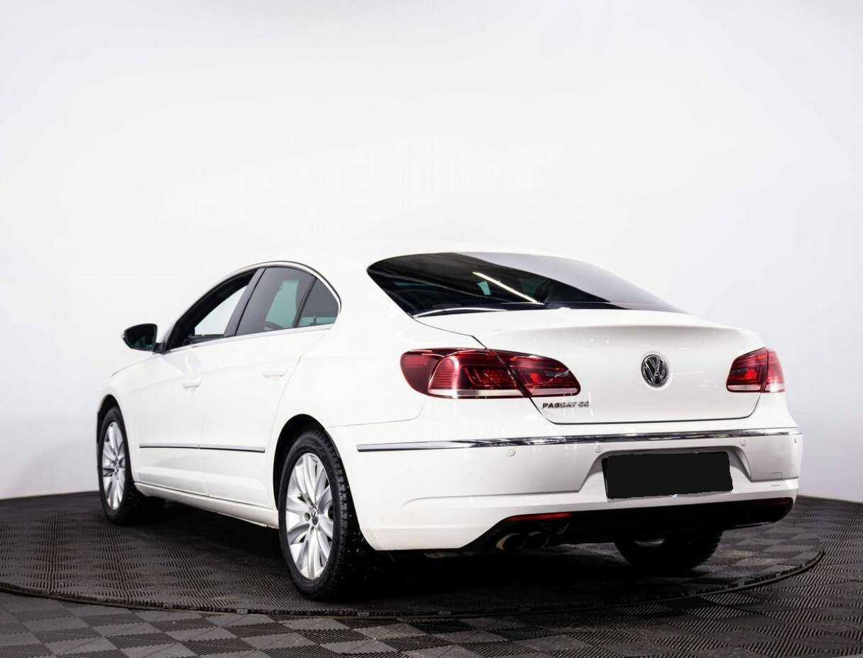 Б/У Фольксваген Пассат ЦЦ 2014 года. Фото: #3