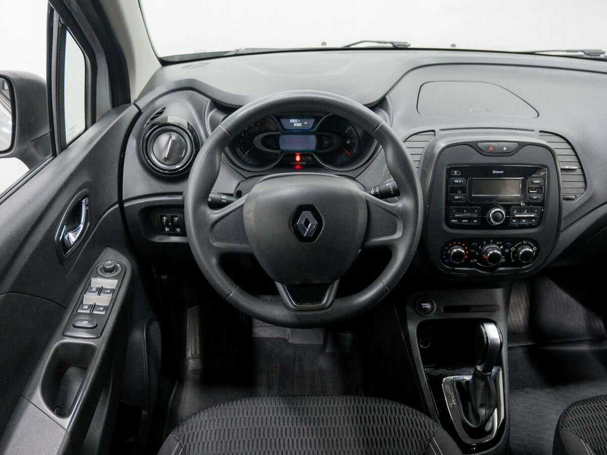 Б/У Рено Каптюр 2018 года. Фото: #10