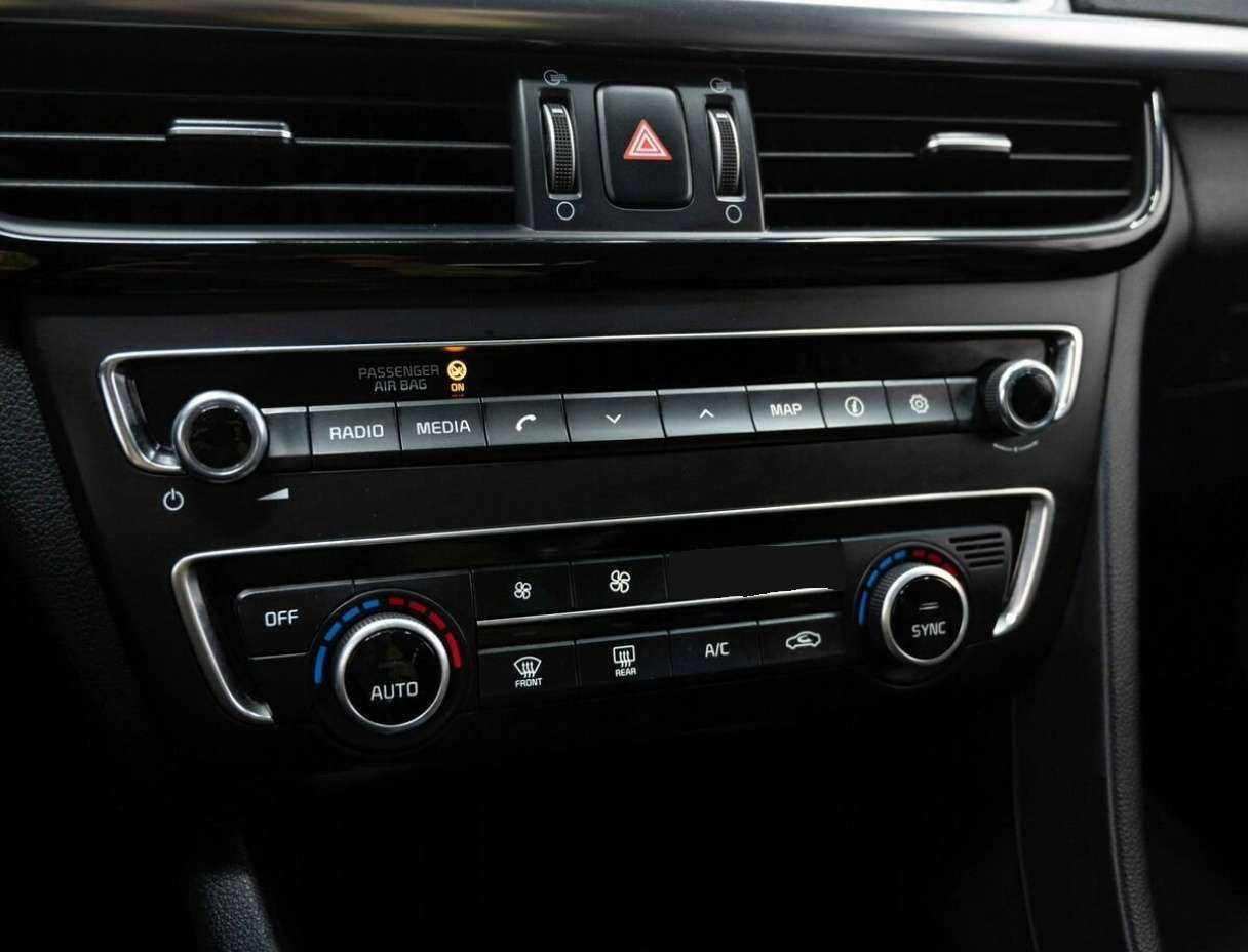 Б/У Киа Оптима 2018 года. Фото: #12