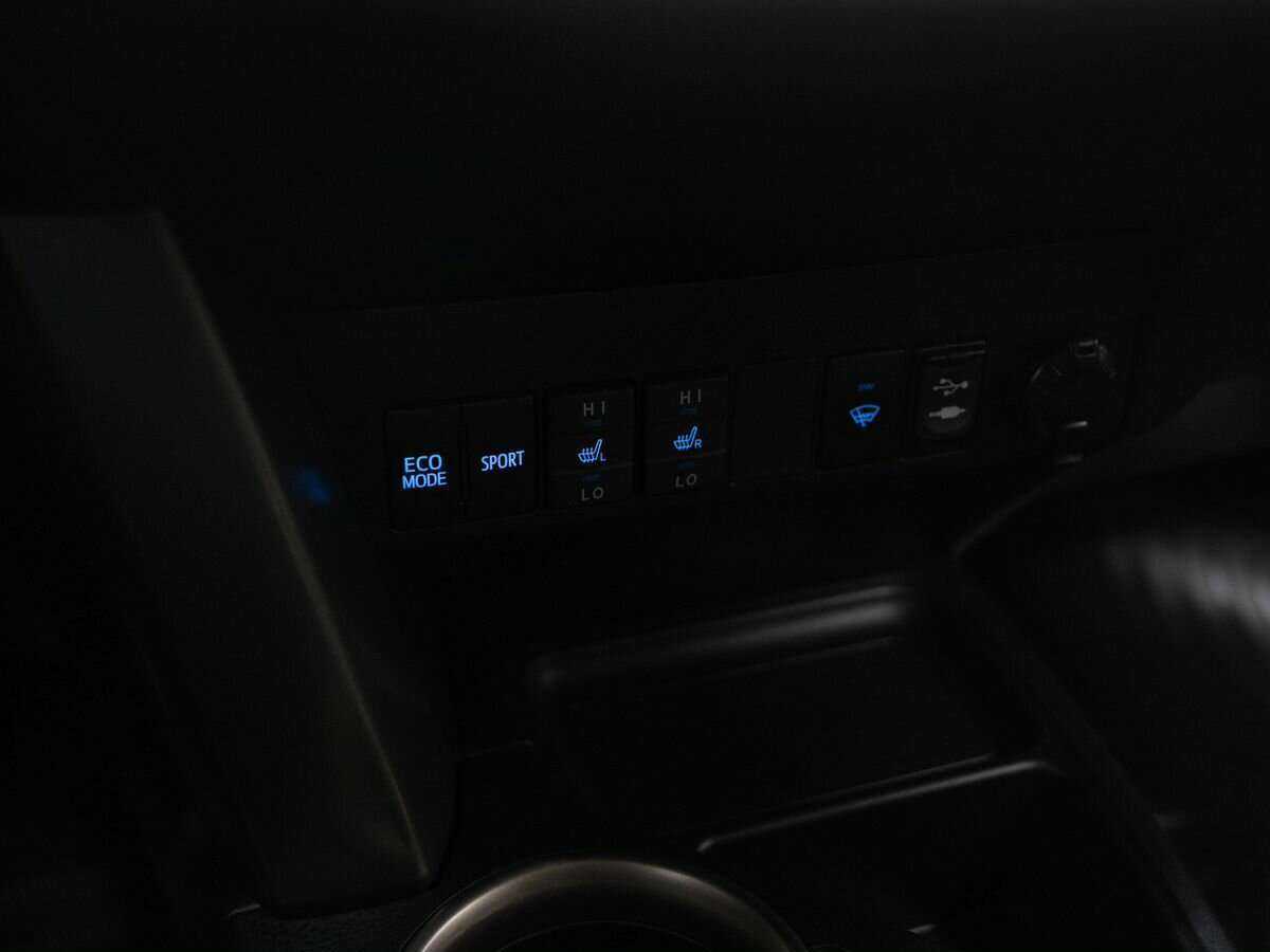 Б/У Тойота Рав4 2014 года. Фото: #21