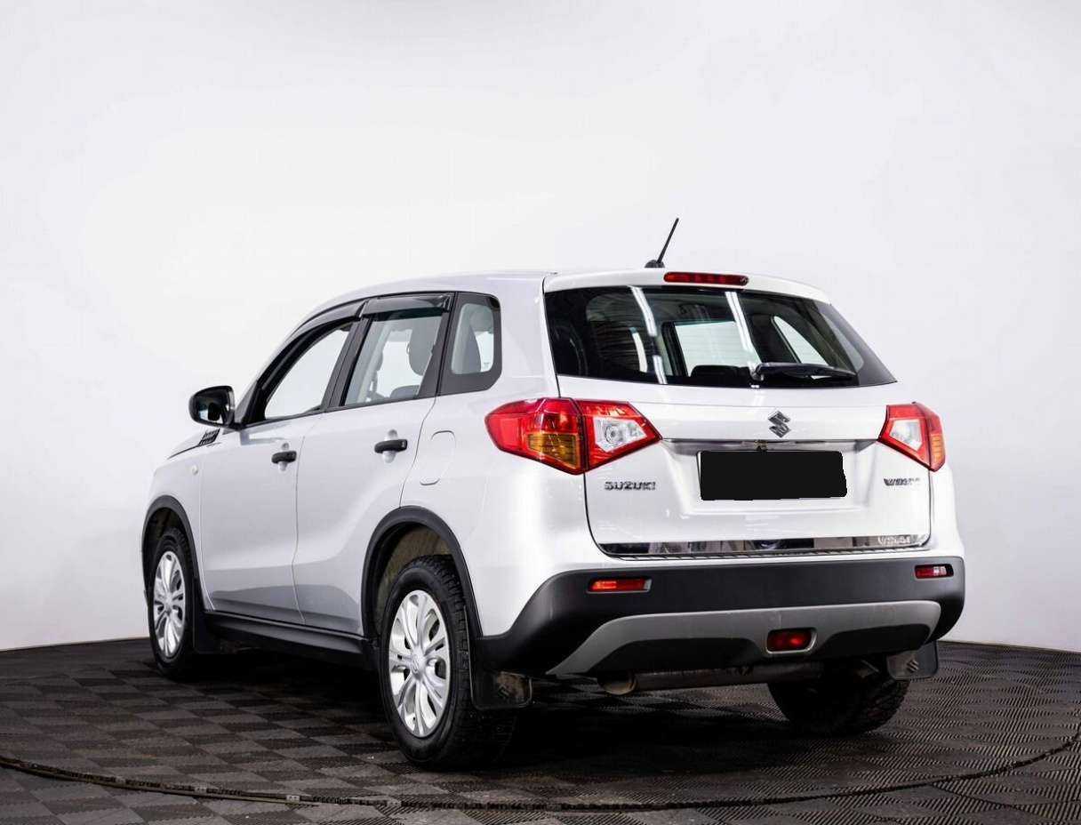 Б/У Сузуки Витара 2015 года. Фото: #3