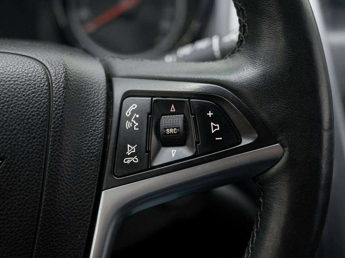 Б/У Опель Астра 2013 года. Фото: #16