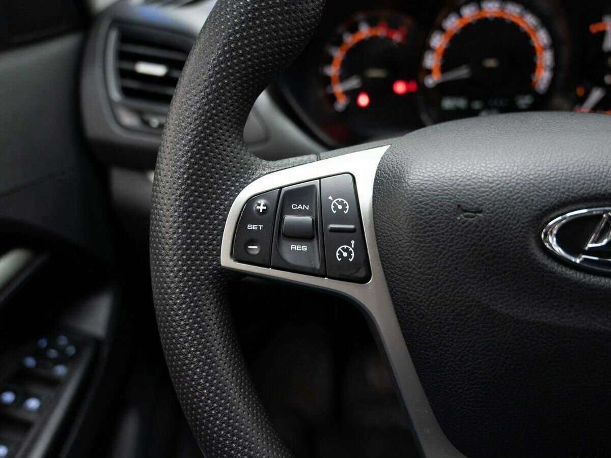 Lada (ВАЗ) Vesta 2019 года с пробегом. Фото: #15