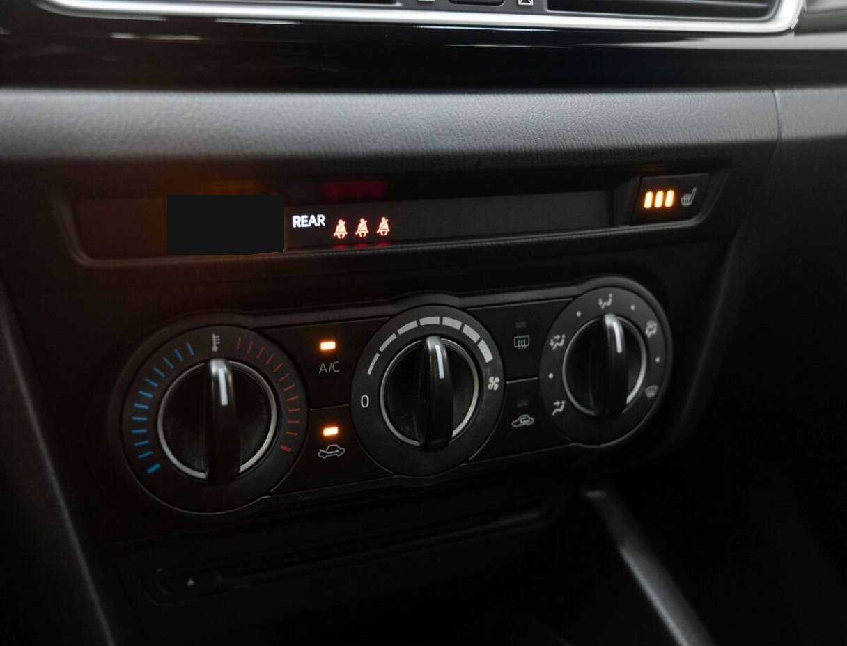 Б/У Мазда 3 2013 года. Фото: #19