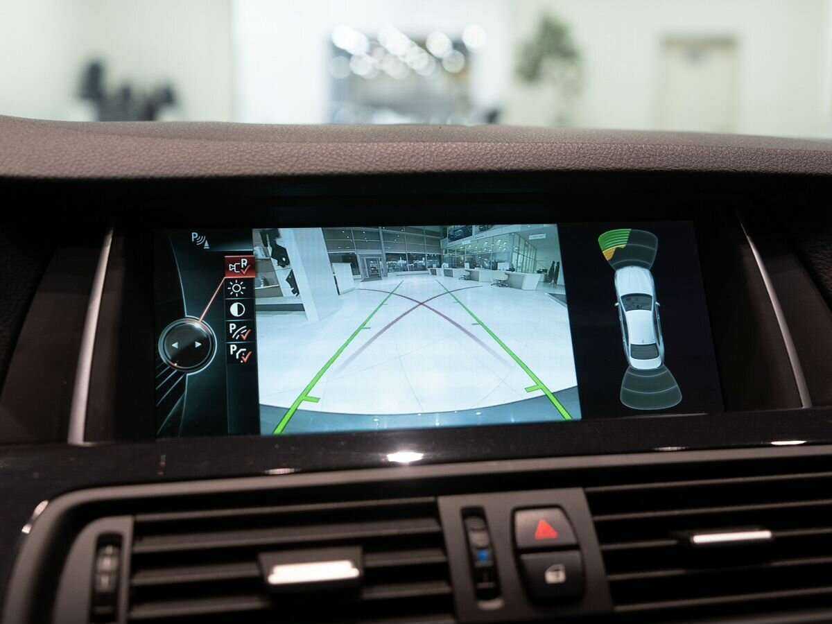 BMW 5 серии 2016 года с пробегом. Фото: #18