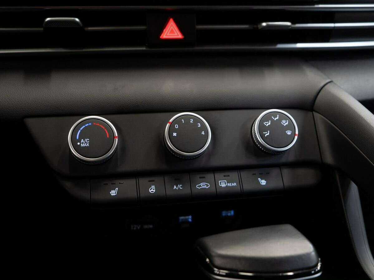 Hyundai Elantra 2021 года с пробегом. Фото: #10