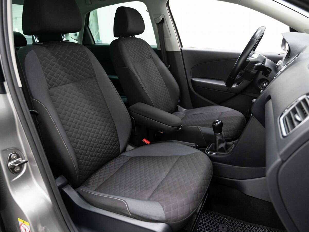 Б/У Фольксваген Поло 2018 года. Фото: #11