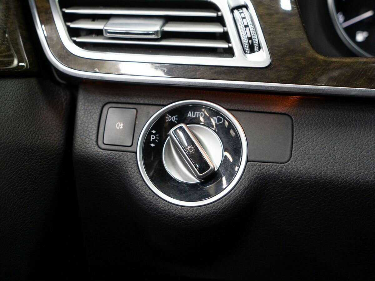 Mercedes-Benz E-Класс 2013 года с пробегом. Фото: #15