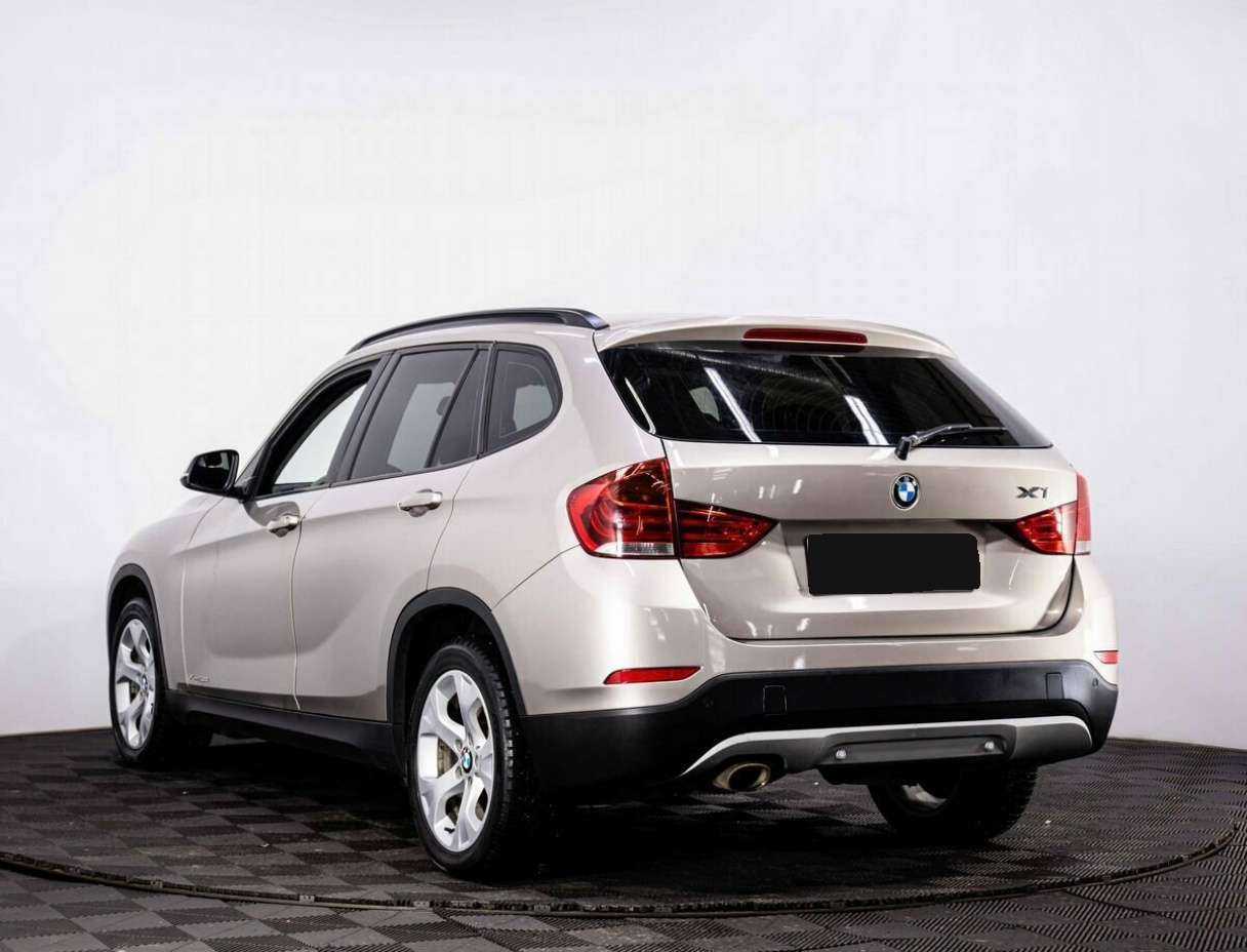 BMW X1 2013 года с пробегом. Фото: #3
