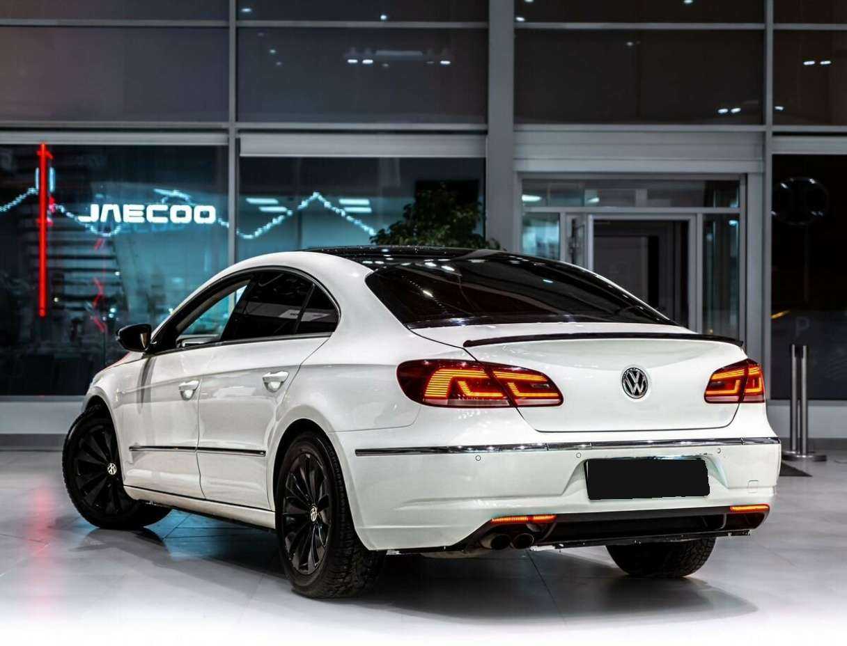 Volkswagen Passat CC 2012 года с пробегом. Фото: #3