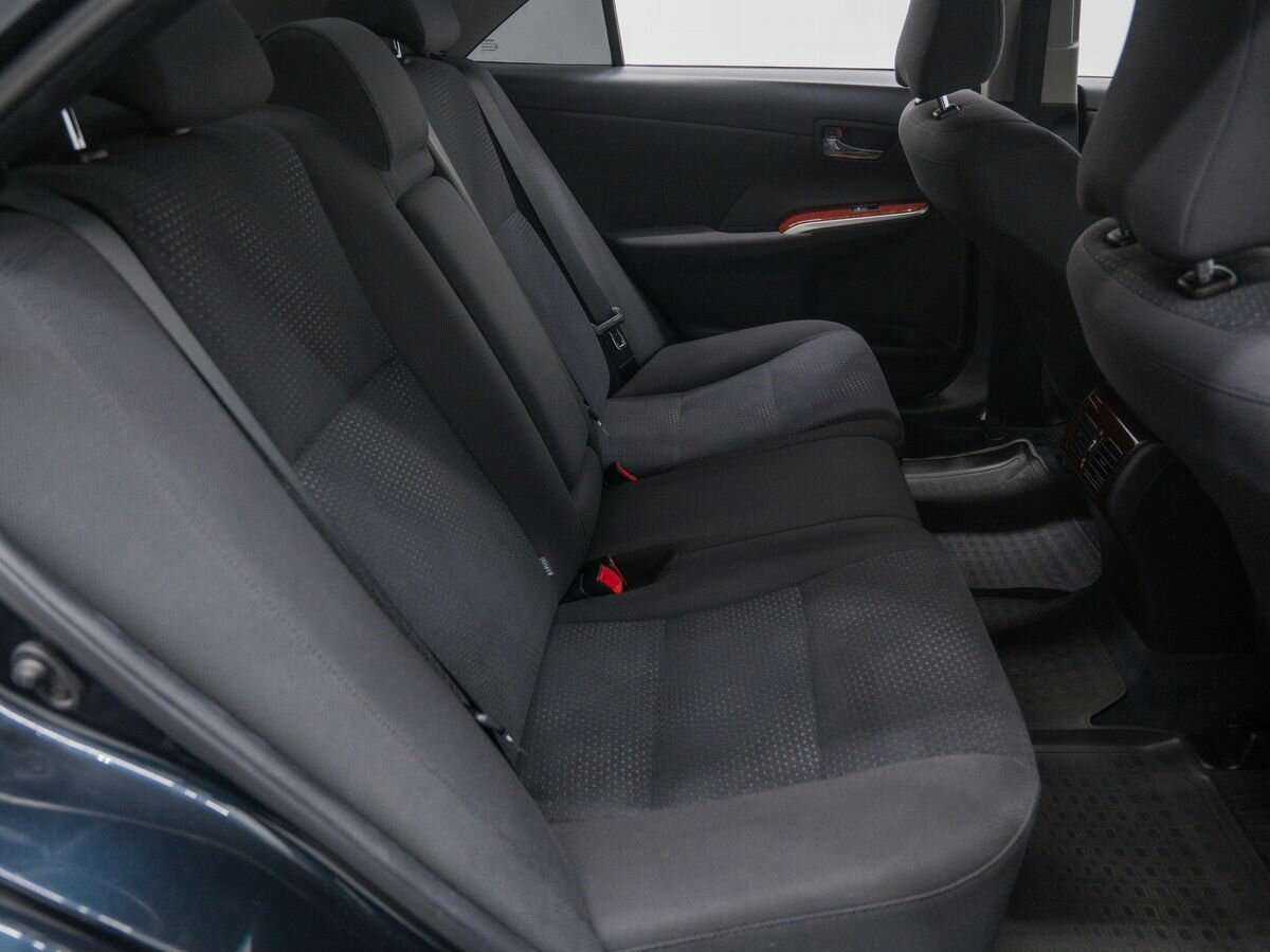 Б/У Тойота Камри 2014 года. Фото: #12