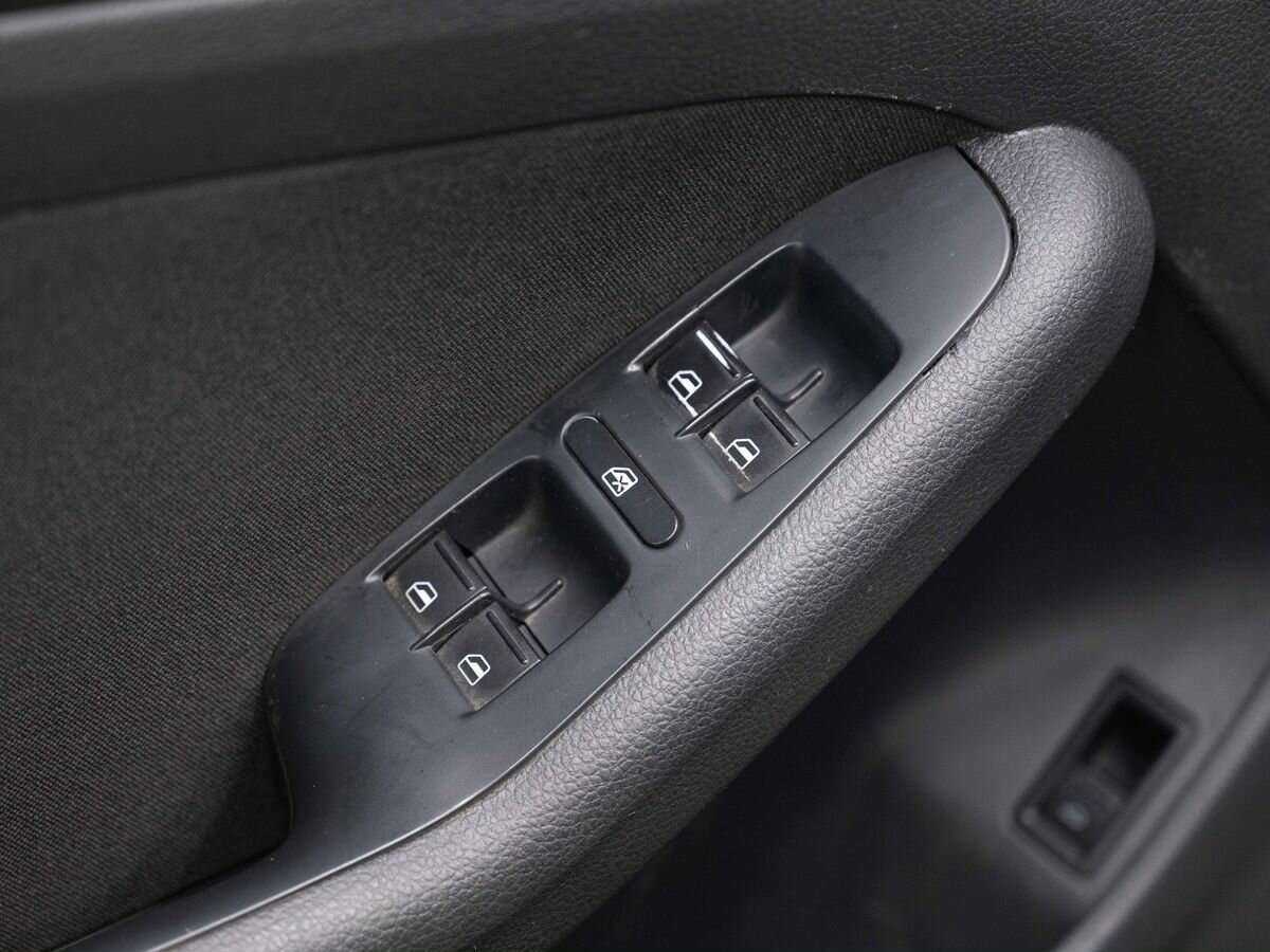 Б/У Фольксваген Джетта 2016 года. Фото: #15