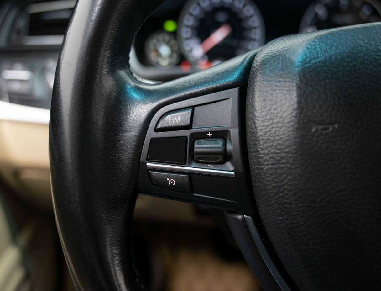 BMW 5 серии 2013 года с пробегом. Фото: #17