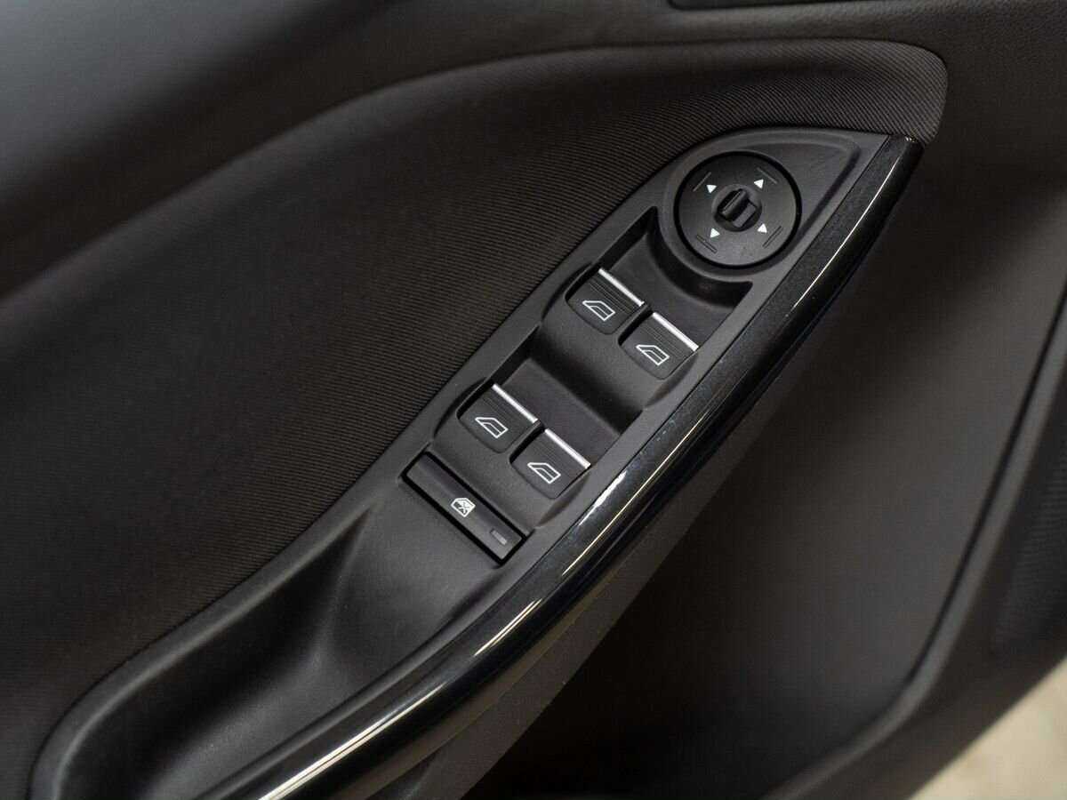 Ford Focus 2017 года с пробегом. Фото: #14