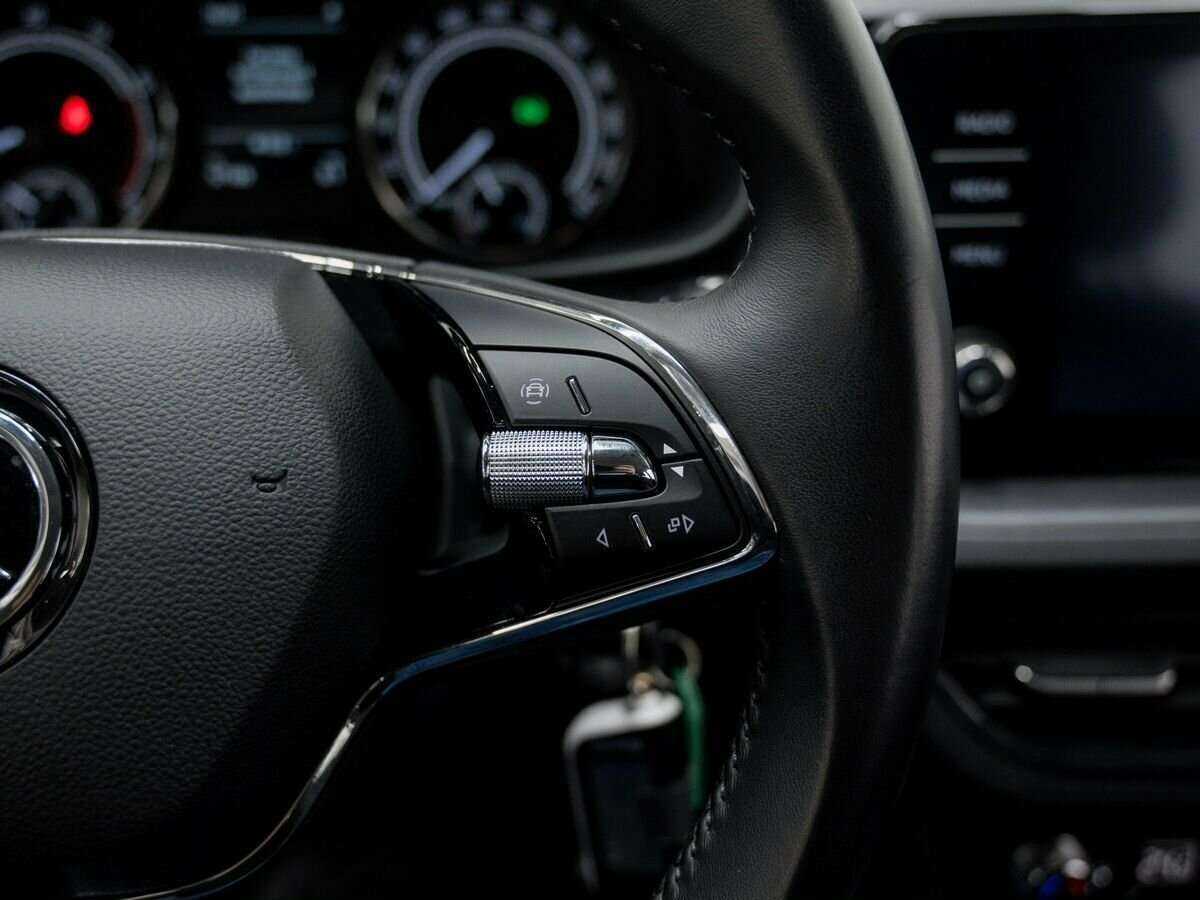 Б/У Шкода Рапид 2021 года. Фото: #21