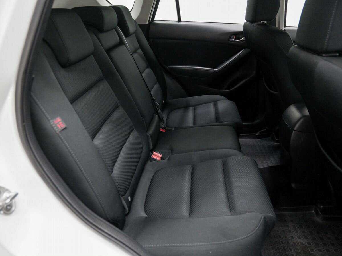 Б/У Мазда Ц-Икс-5 2016 года. Фото: #8