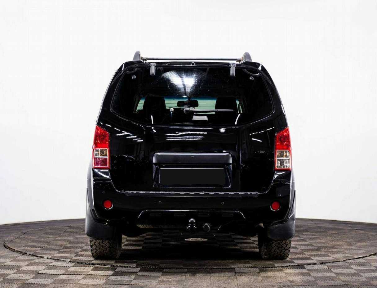 Б/У Ниссан Патфайндер 2013 года. Фото: #4