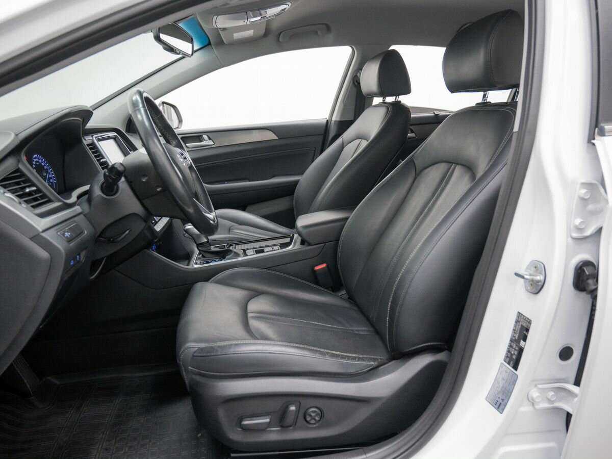 Б/У Хендай Соната 2017 года. Фото: #17