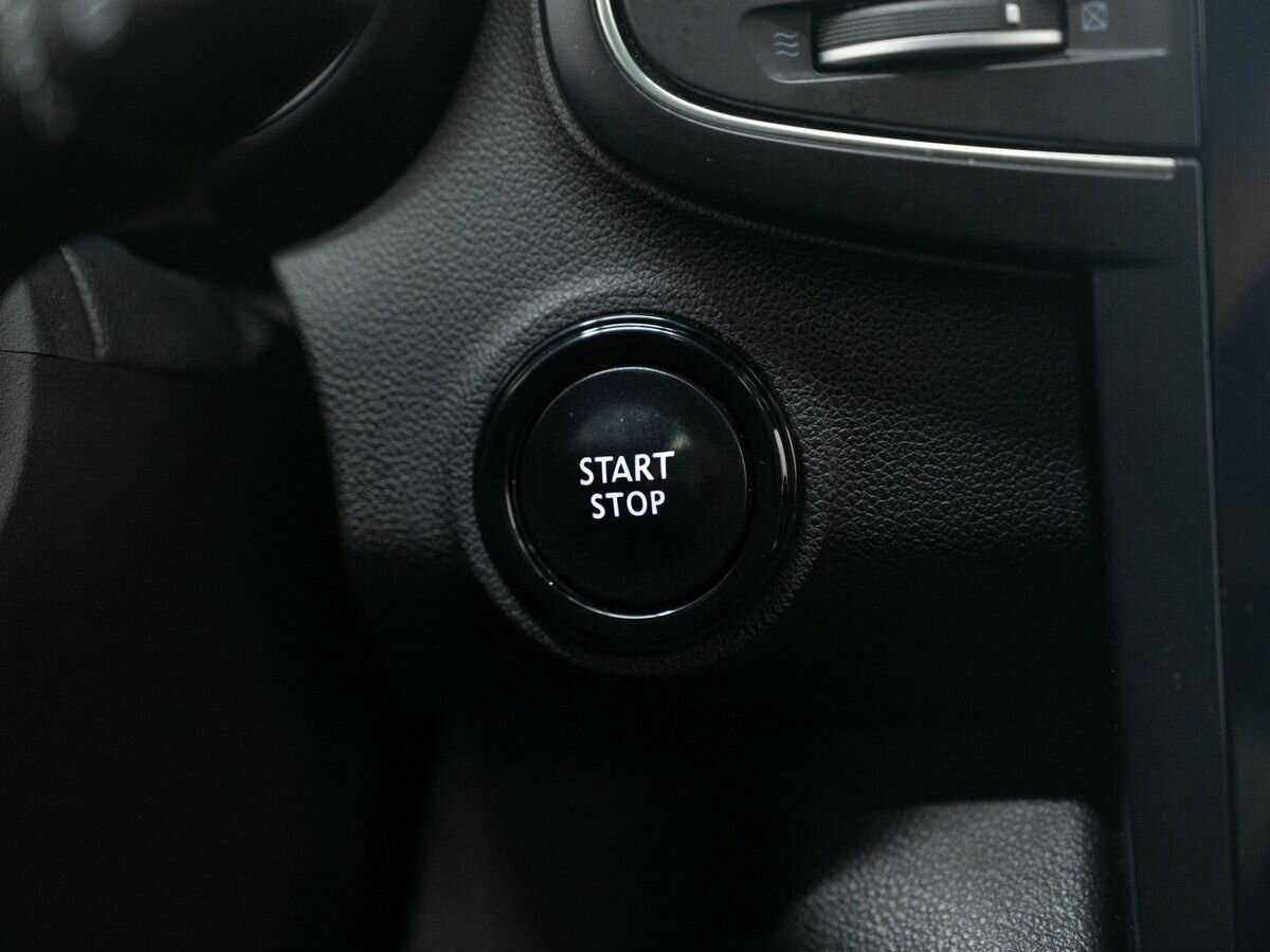 Б/У Рено Колеос 2017 года. Фото: #25