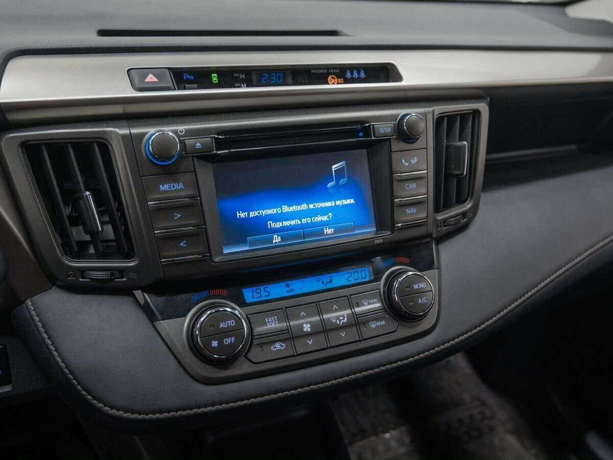 Б/У Тойота Рав4 2014 года. Фото: #19