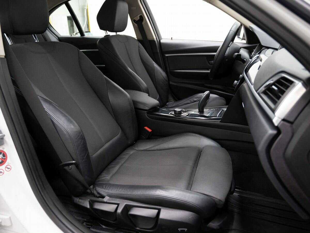 BMW 3 серии 2016 года с пробегом. Фото: #11